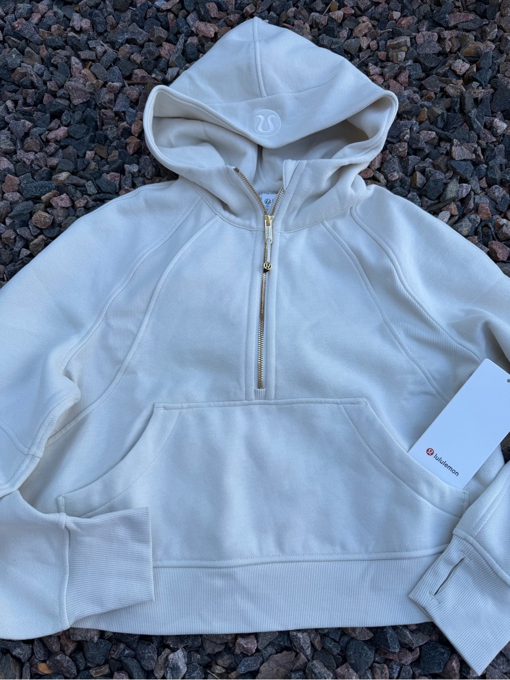 Stunning nwt Lulu oversized half zip scuba with gold detail 🤩🔥 xs/s